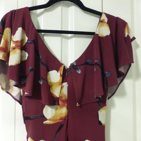 LE-CHATEAU burgundy floral print midi dress with cinched side - Picture 7 of 7